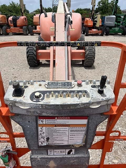 2013 JLG 600AJ-15