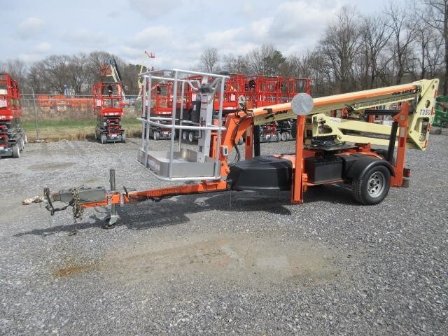 2018 JLG T350
