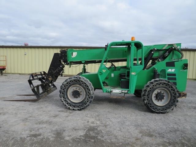 2016 SkyTrak 6042