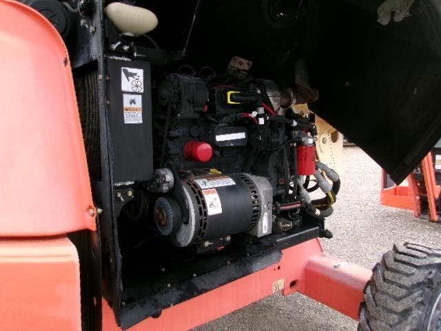 2017 JLG 450AJ-16