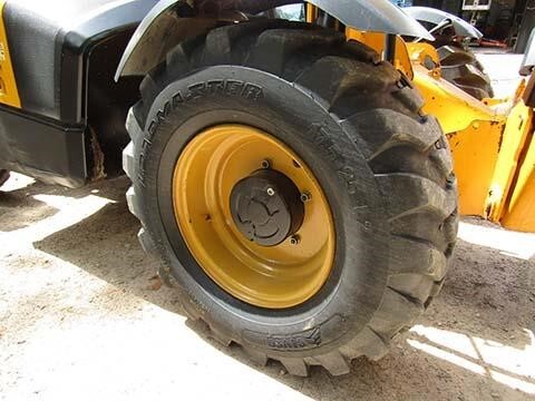 2017 JCB 510-56-6