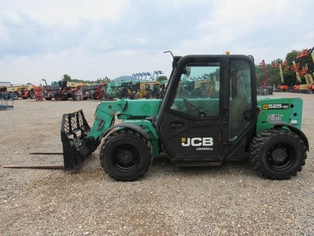 2017 JCB 525-60