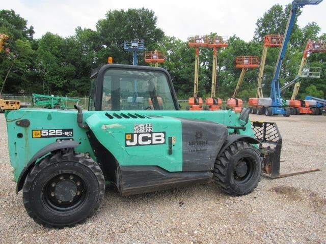 2017 JCB 525-60-6