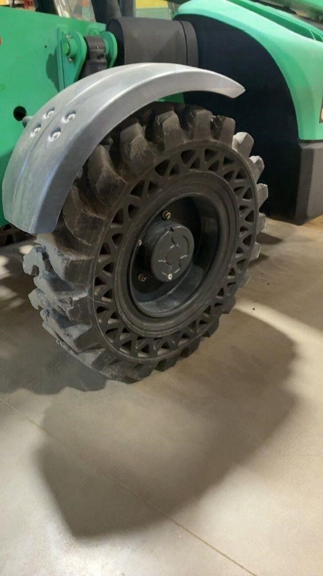 2017 JCB 507-42-8