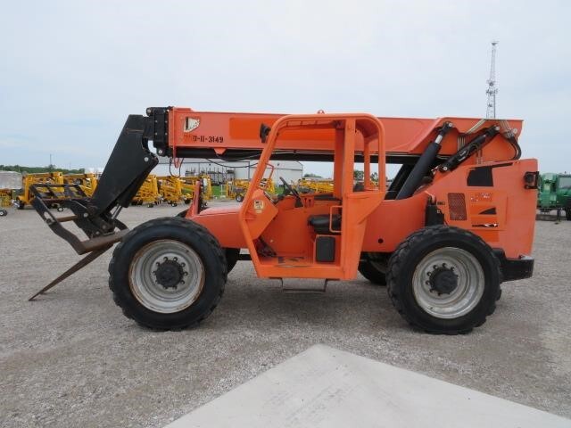 2016 SkyTrak 8042-2