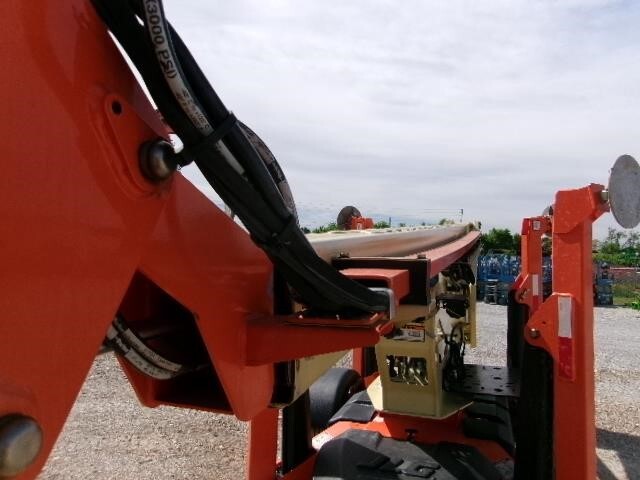 2023 JLG T500J-12