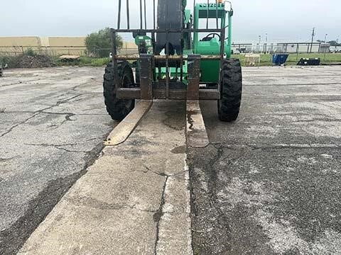 2017 SkyTrak 6042-3