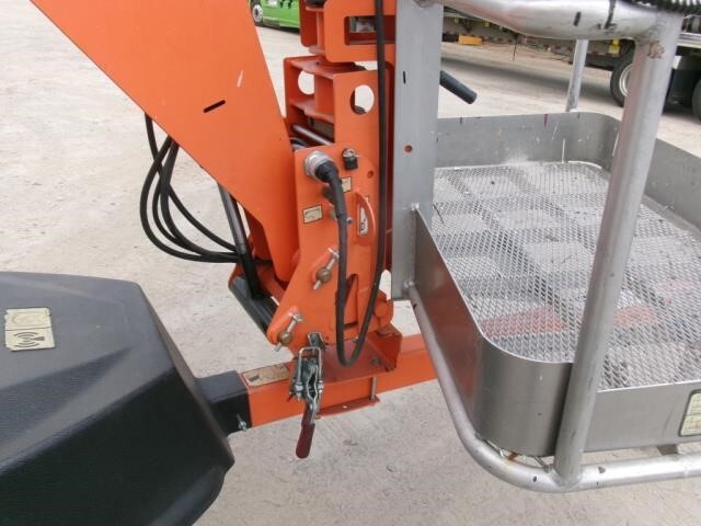 2019 JLG T350-15