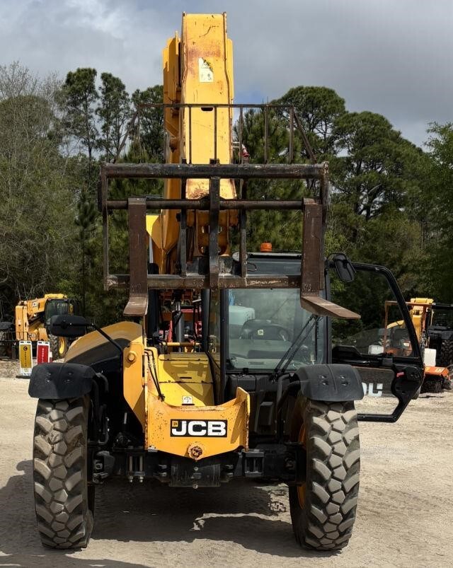 2019 JCB 507-42-5