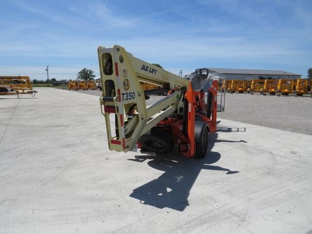 2019 JLG T350-6