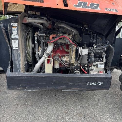 2019 JLG 1055-8