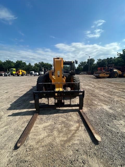 2019 JCB 509-42-4