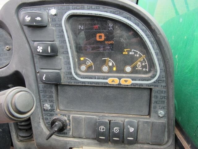 2017 JCB 525-60-17