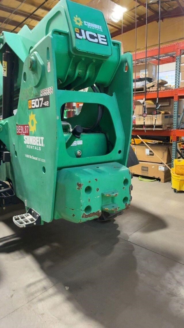 2017 JCB 507-42-4