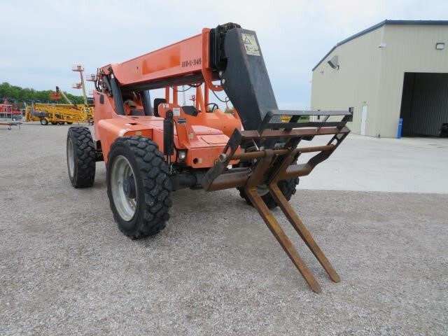 2016 SkyTrak 8042-7