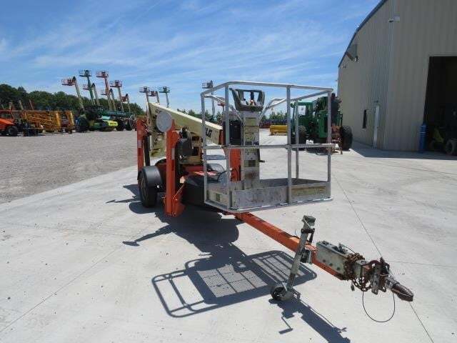 2019 JLG T350-4