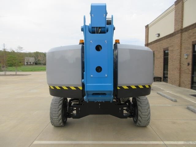 2024 Genie S-60J-4
