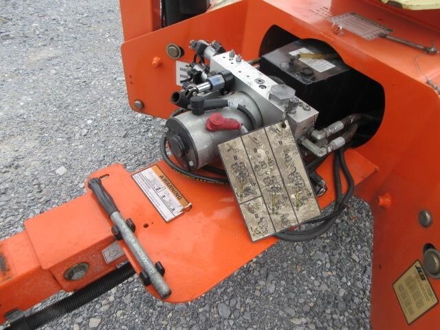 2018 JLG T500J-17