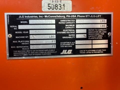 2018 JLG E400AJPN-9