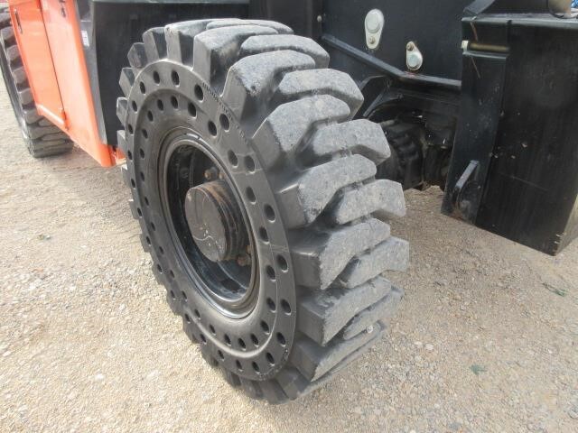 2015 JLG G9-43A-10
