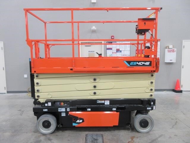 2025 JLG ES4046-5