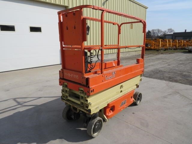 2016 JLG 1930ES-8