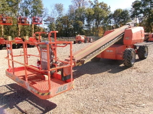 2017 JLG 600S