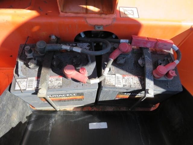 2018 JLG T350-17