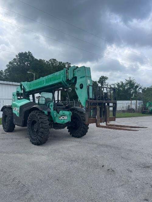 2017 JCB 507-42-4