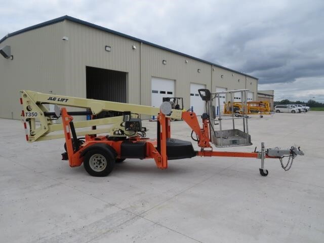 2019 JLG T350-5