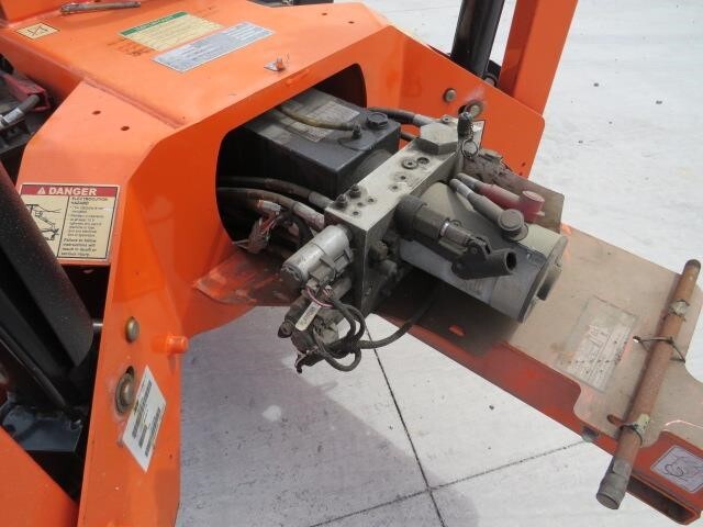 2019 JLG T350-16