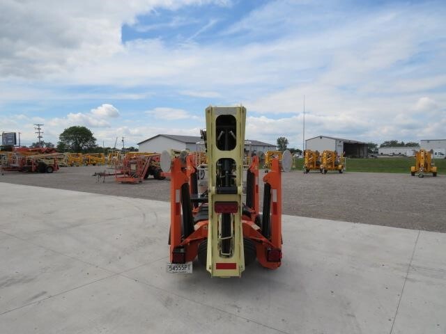 2019 JLG T350-7