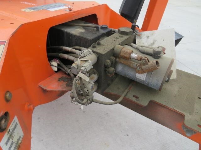 2019 JLG T350-16