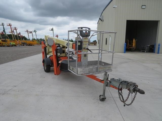 2019 JLG T350-4