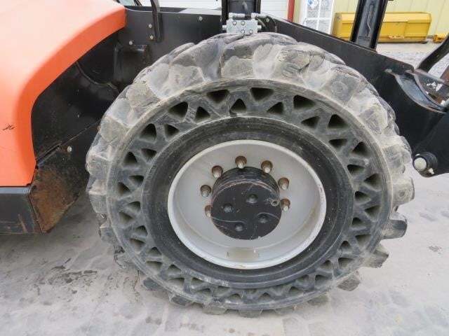 2017 JLG 1055-12