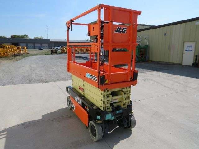2026 JLG ES1932-6