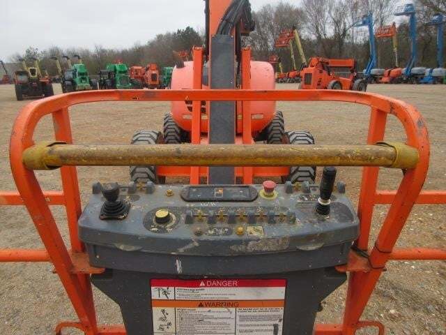 2016 JLG 600AJ-6
