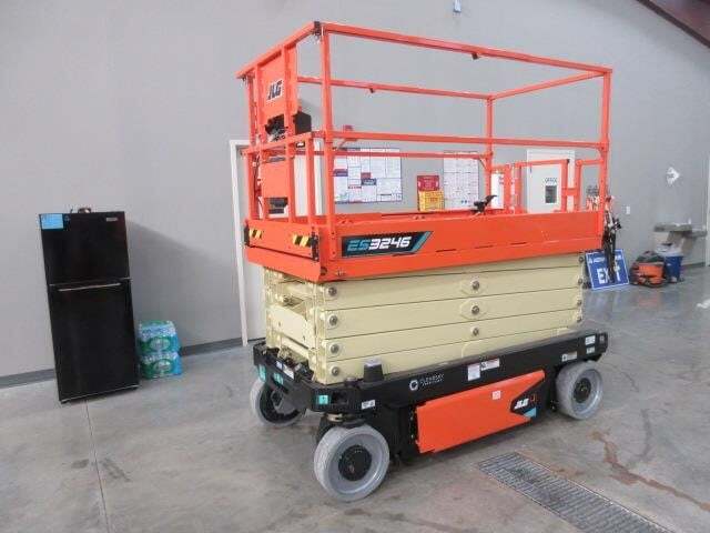 2026 JLG 3246-2