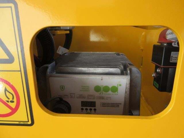 2025 JCB S3246E-12