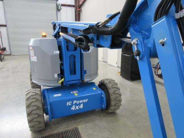2025 Genie Z-34/22 IC-11