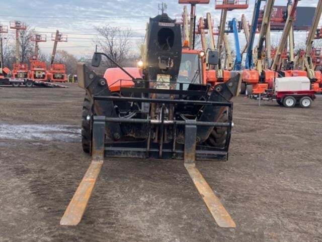 2017 JLG 1255-2