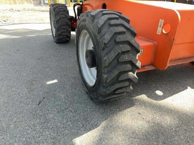 2015 JLG 660SJ-24