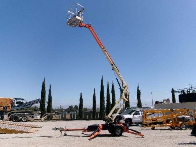 2018 JLG T350-22