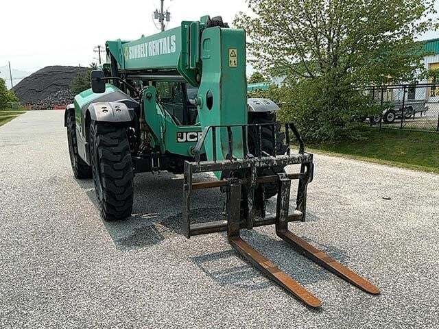 2015 JCB 507-42-4