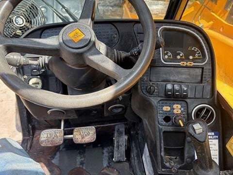 2017 JCB 507-42-11