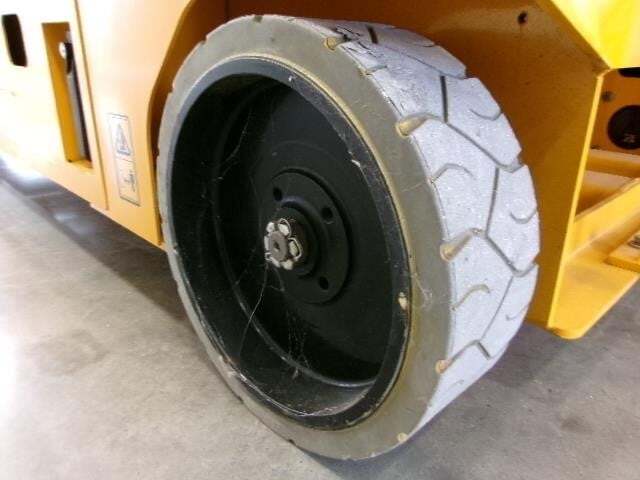 2023 JCB S4550E-9