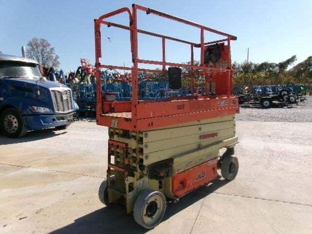 2018 JLG 2632ES-3