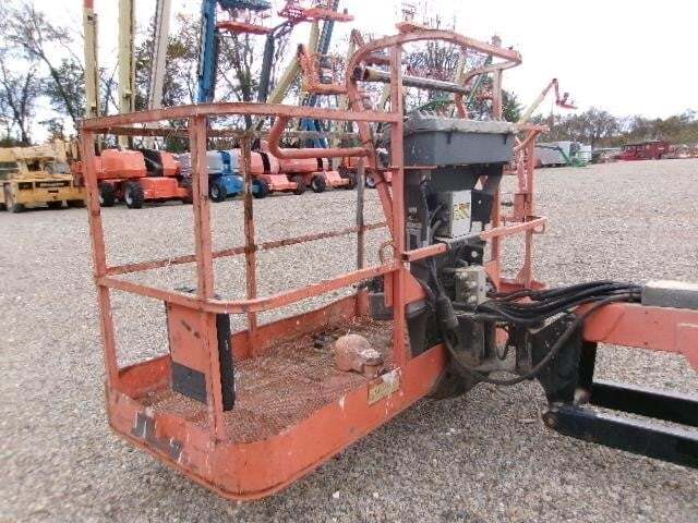 2016 JLG 660SJ-8