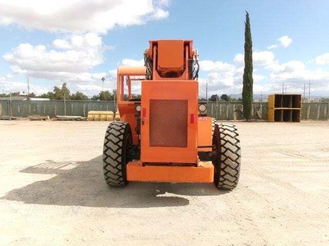 2015 SkyTrak 6042-4