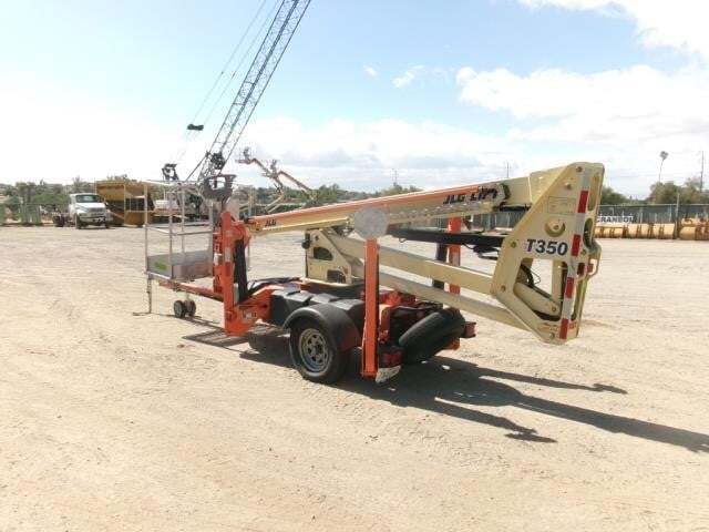 2019 JLG T350-5